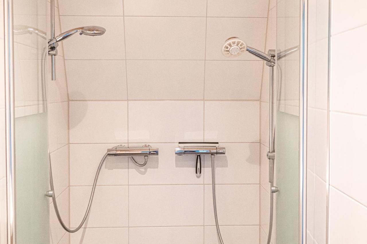 4T4 Apartment B เอ็กมอนด์ อาน เดน ฮูฟ ภายนอก รูปภาพ